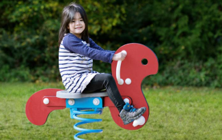 儿童游乐设备户外