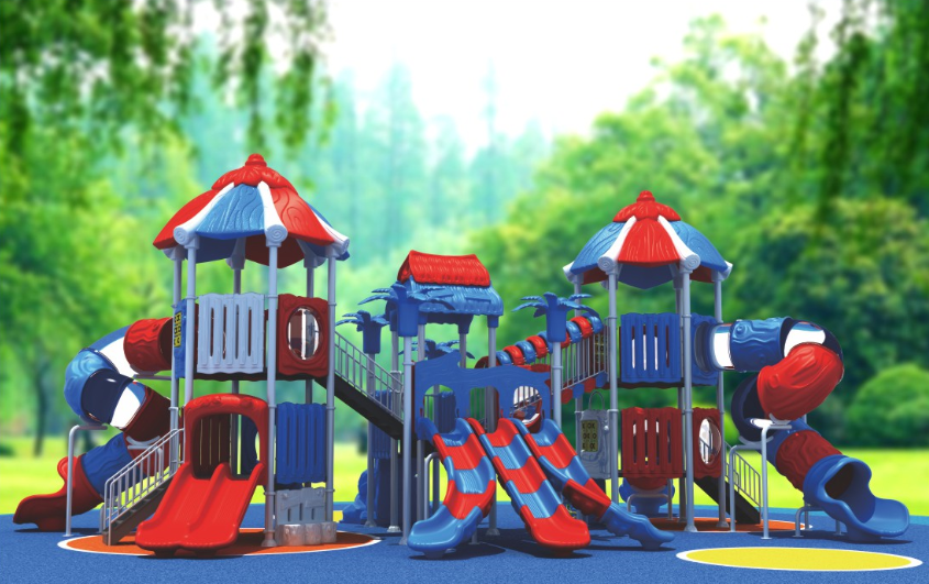 非标定制滑梯：不同滑梯材质的优缺点对比